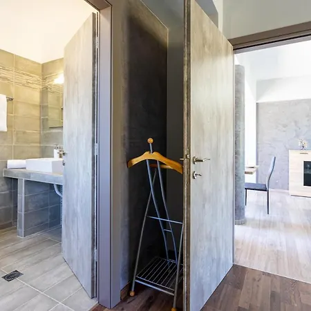 Aristos Garden Apartment *